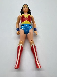 KENNER DC SUPER POWERS 1984 WONDER WOMAN FIGURE (WBP012876) - Picture 1 of 10