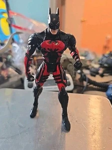 Vintage Kenner 1998 DC Comics Batman Black & Red Suit Posable Action Figure - Picture 1 of 4