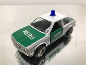MADE IN HONG KONG BMW 320i POLIZEI -WHITE+GREEN 1:40 - GOOD CONDITION - 338 - Picture 1 of 5