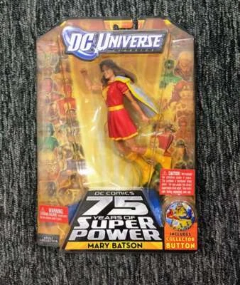 Figura de acción DC Universe Classics Mary Batson sin abrir 75 años Foto 1 de 2