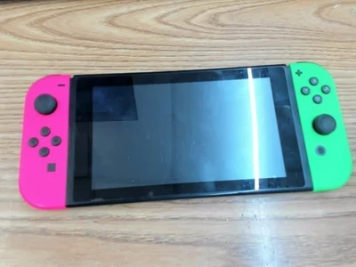 Pre owned, NINTENDO HAC-001 (CJL005717), TESTED AND WORKING - Image 1 of 4