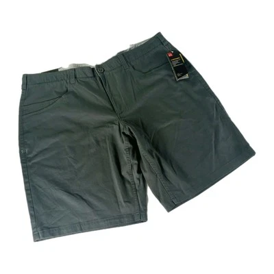 Nuevos pantalones cortos de golf Under Armour Storm para hombre talla 42 grises elásticos repelentes al agua 10" Foto 1 de 4