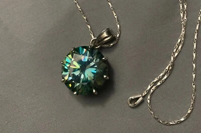 HUGE 30.60 Ct Blue Diamond Solitaire Pendant, Amazing Shine & Luster - Image 1 of 4