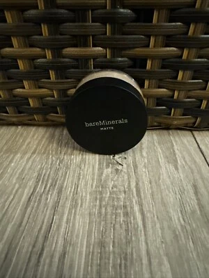 New bareMinerals Original Foundation Tan (19)   SPF 15  6g/0.21oz - Image 1 of 4