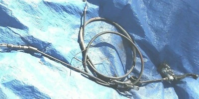 Suzuki DR 500 1981 OEM cables palanca    Foto 1 de 2
