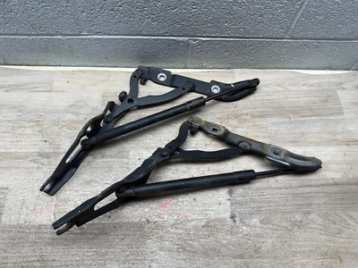 BMW OEM E92 M3 335I 07-13 PAIR REAR TRUNK HINGE LEFT & RIGHT - Image 1 of 4