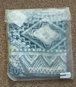 Stella & Dot Ikat Scarf - Picture 1 of 3