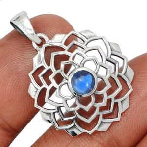 Celtic Flower - Natural Kyanite - Brazil 925 Silver Pendant Jewelry CP49840 - Picture 1 of 1