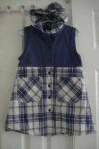 One piece Girl's Sleevesless dress by Lycor Sports wear, size 6 - Picture 1 of 4