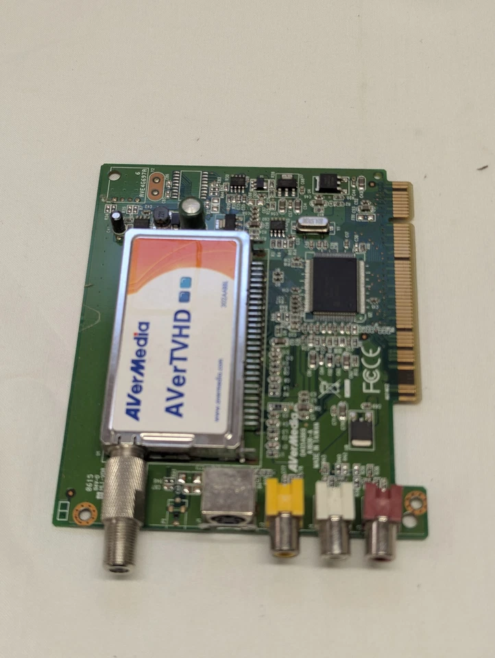 AVerMedia AVerTVHD A180 PCI withOUT bracket - Image 1 of 3