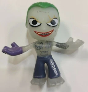 Minifigura Funko exclusiva de JOKER GITD Hot Topic brilla Escuadrón Suicida DC Comics - Imagen 1 de 2