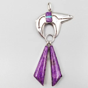 Sterling Medicine Bear Fetish Pendant Purple Stone & Turquoise Inlay 2 ¾” M&M - Foto 1 di 6
