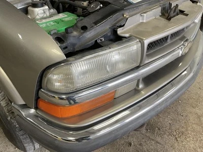 Пассажирская фара Chevrolet подходит для 98-05 BLAZER S10/JIMMY S15 4791030 - Изображение 1 из 4