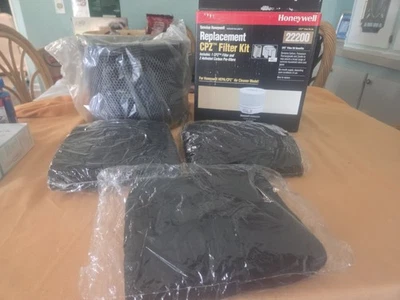 Nuevo kit de filtro genuino Honeywell CPZ 22200 Environcaire con 3 filtros de carbono  Foto 1 de 4