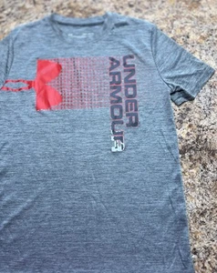 Boy’s Under Armour Shirt Size 10/12 - Picture 1 of 2