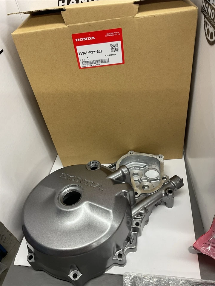 OEM 1993-2024 HONDA XR650L XR 650 L LEFT SIDE CASE STATOR COVER 11341-MY2-621 - Image 1 of 1