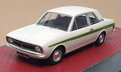 Matrix 1/43 Scale MX40603-101 - 1966-70 Ford Cortina Lotus MkII - White/Green - Image 1 of 4