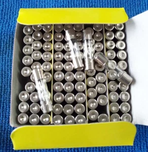 100pcs 15A 15 Amp 250V 6 X 30mm 6*30 6X30MM Glass Tube Fuse Fast Blow - Picture 1 of 1