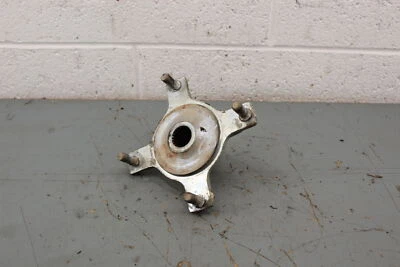 Suzuki Quadrunner 250 LTF250 1990 2X4 rueda trasera buje derecho A392 Foto 1 de 4