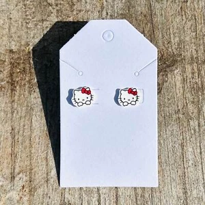 Handmade Acrylic stud earrings - Picture 1 of 5