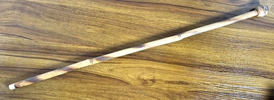 Bastón de bambú tallado a mano - Arte popular del sudeste asiático, años 50. Foto 1 de 4