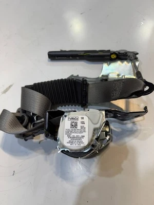 Cinturón de seguridad para pasajero delantero Ford F-250 Super Duty 2018-2022 - negro reemplazo OEM Foto 1 de 4