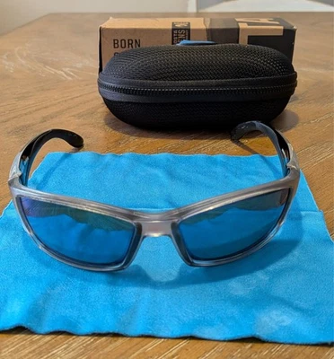 Costa Del Mar Corbina 61.7 毫米太阳镜带龟框和绿色镜面... — 第 1/4 张图片