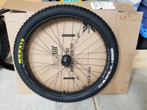 Sunringle Duroc mtb front wheel 27.5x2.8 with 110x20mm hub - Picture 1 of 9