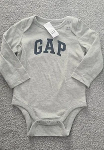 GAP Baby Unisex Grey Long Sleeved Vest Bodysuit 6-12 Months BNWT - Picture 1 of 2