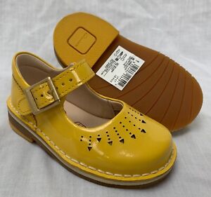 BNIB Clarks Girls Yarn Jump Yellow Patent Leather Air Spring First Shoes F/G