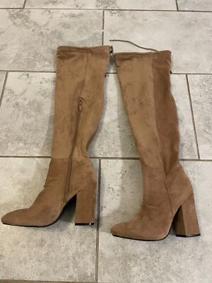 ""BOTAS ANNA beige imitación gamuza talla 7 hasta la rodilla"" Foto 1 de 4