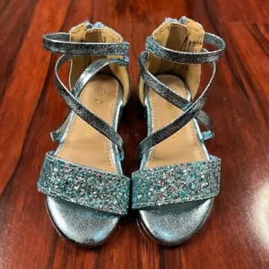 Dream Pairs Little Girl’s Ankle Strap Sandals - Picture 1 of 13