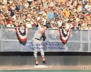 BROOKS ROBINSON SIGNED 16x20 PHOTO +THE HUMAN VACUUM CLEANER ORIOLES BECKETT BAS - Picture 1 of 3