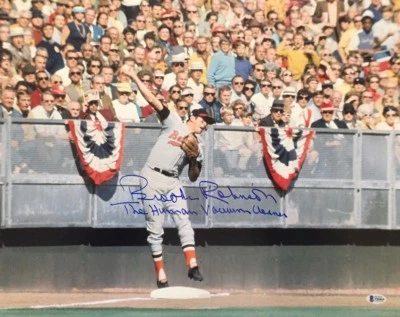 BROOKS ROBINSON SIGNED 16x20 PHOTO +THE HUMAN VACUUM CLEANER ORIOLES BECKETT BAS - Image 1 of 3