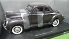 FORD DELUXE COUPE 1940 violet 1/18 UNIVERSAL HOBBIES 3811 voiture miniature coll