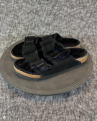 Sandalia Birkenstock Arizona piel de oveja deslizable negra gamuza talla 44 para hombre Foto 1 de 4