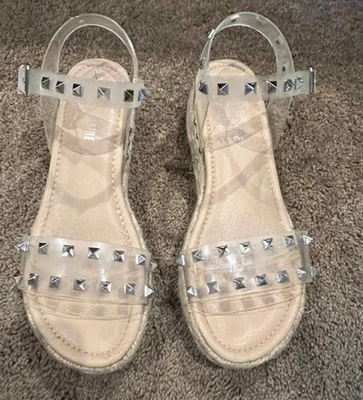  Sandalia de plataforma transparente con tachuelas CUSHIONAIRE para mujer talla 8,5 Foto 1 de 4