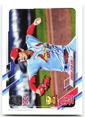 🔥 2021 Topps UK Edition #176 Kwang-Hyun Kim - Image 1 of 2