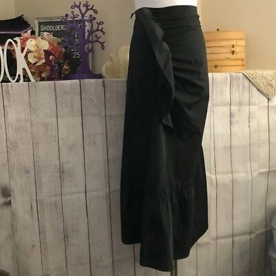 Falda halógena talla 18 negra con volantes delantera talla grande nueva sin etiquetas Foto 1 de 4