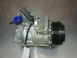 Mercedes Benz W205 Air conditioning pump compressor A0008303902 A0008303002 - Picture 1 of 4