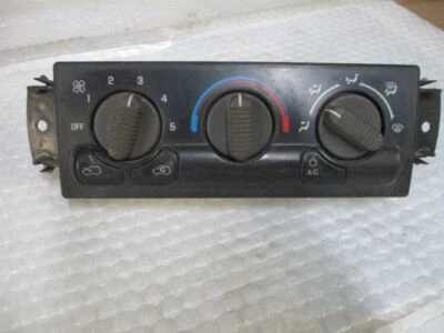 Temperature Control Unit Fits 99-02 SILVERADO TAHOE SIERRA 1500 PICKUP 09361355 — 第 1/4 张图片