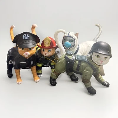 Lote de estatuillas de gato policía Paw & Order de la colección Hamilton Foto 1 de 4