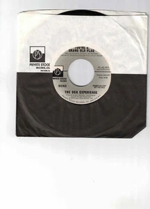The DCA Experience DISCO 45 (Private Stock 45 095) You're Grand Old Flag NM+ - Imagen 1 de 2