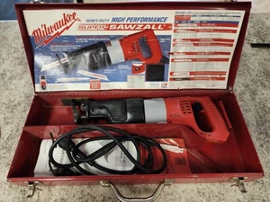 Milwaukee 6527 Corded Super Sawzall Reciprocating Saw w/Metal Case Made In USA - Picture 1 of 21