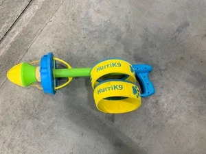 Hurrik9 Dog Ring Launcher Exercise Dog Park Backyard Running Toy + 3 Disc - Picture 1 of 2