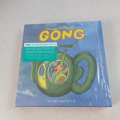 13-CD/DVD Love from the Planet Gong Virgin Years Box Set '19 6758901 UMC LN READ Foto 1 de 4