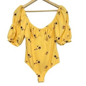 Free People Bodysuit Top Womens S Butter Yellow Milkmaid Babydoll Puff Sleeve - Foto 1 di 11