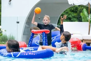Cooee Inflatable Pool Basketball - Picture 1 of 3