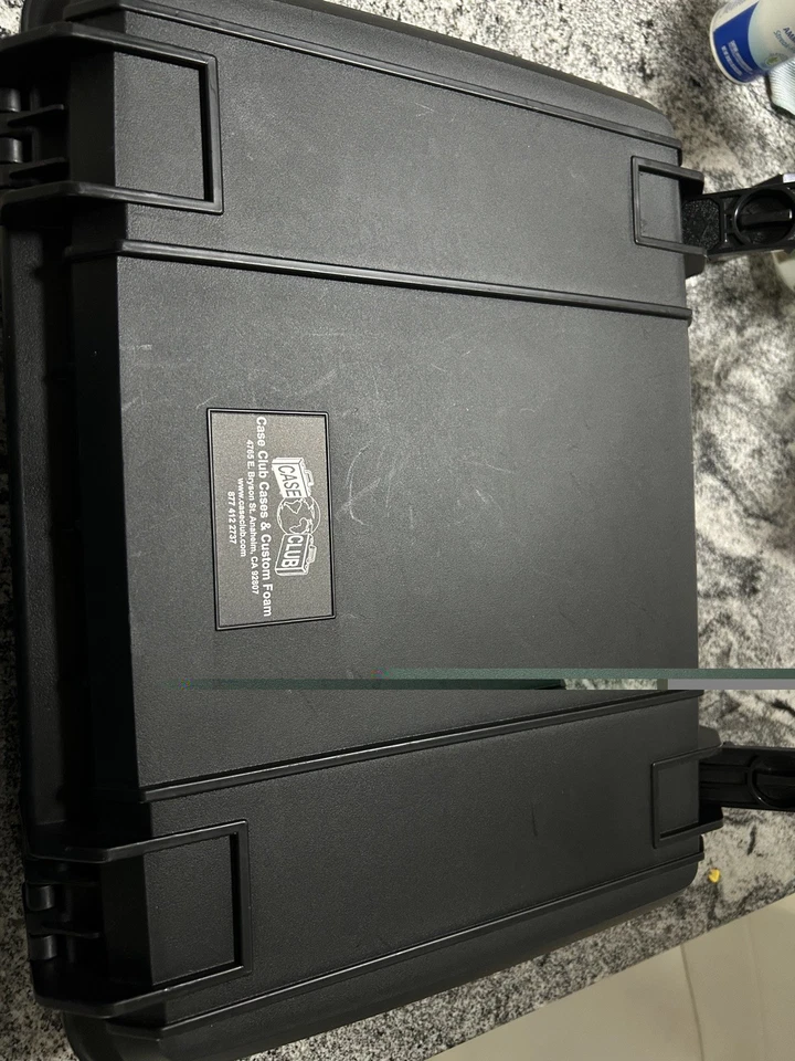 Case Club Xbox 360 Xbox One X/S Portable Gaming Station Built-in Monitor Tested - Image 1 of 4