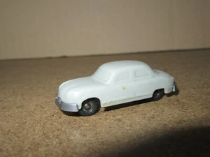 233Q Juguete Antiguo de Plástico Cadum Pax Panhard Dyna 54 Gris 1:86 - Imagen 1 de 7